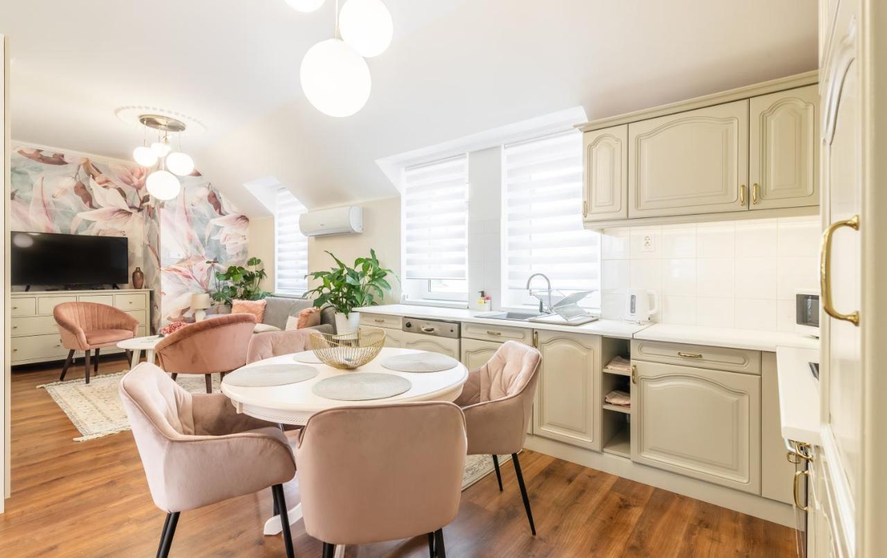 Monarchia Apartman Pearl Mosonmagyaróvár 外观 照片